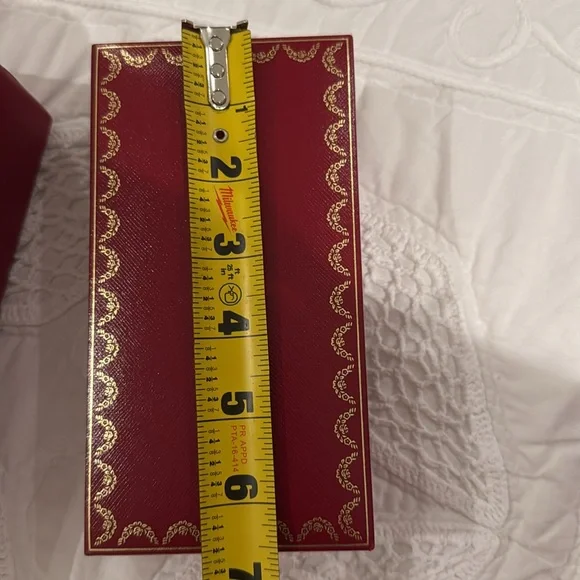 Cartier original sunglasses leather box suede type on inside  display picture 3